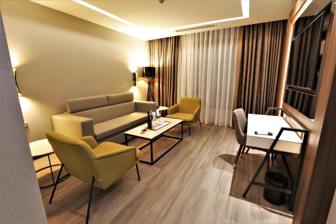 Limak Skopje Luxury Hotel 外观 照片 3D rendering of a living room